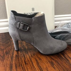 Bandolino Women’s Grey Ankle Boots Size 9 1/2